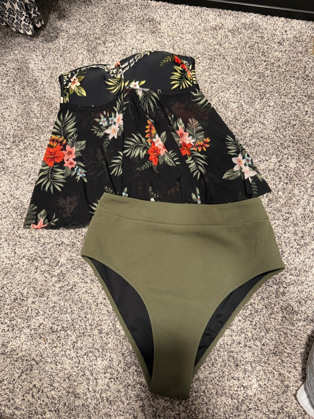 Cupshe Black Floral Strapless Swim Top with Olive Trim